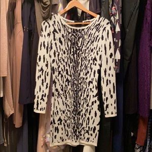 Patterned zip up dress